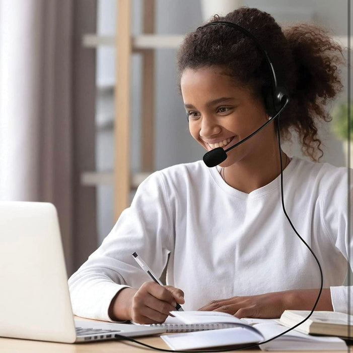 Maxell Headset with Boom Mic – 3.5mm to PC Y Adapter