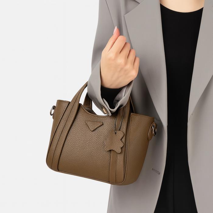 Elegant Leather Tote Handbag – Stylish, Versatile, and Durable